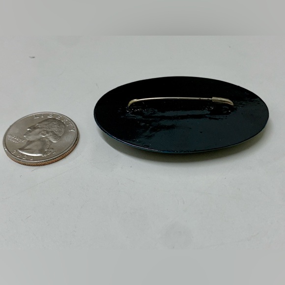 Vtg Soviet Era Russian Artist Signed Hand Painted Lacquer Pinback Brooch - Picture 13 of 15